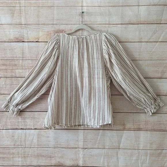 Elizabeth & James Size Medium Peasant Blouse Ivory Red Boho Ruffle Pintuck Top - Picture 11 of 12